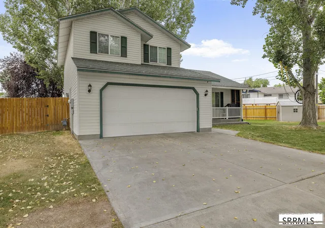 Photo 2 of Single family home for sale at 700 Aspen Avenue, Shelley, ID 83274 | MLS# 2188657 | Listing updated on 2026-08-27