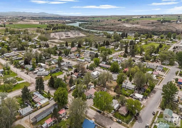 Homes for sale in American Falls, ID | 326 Arthur Street, American Falls, ID 83211 | MLS# 2186548