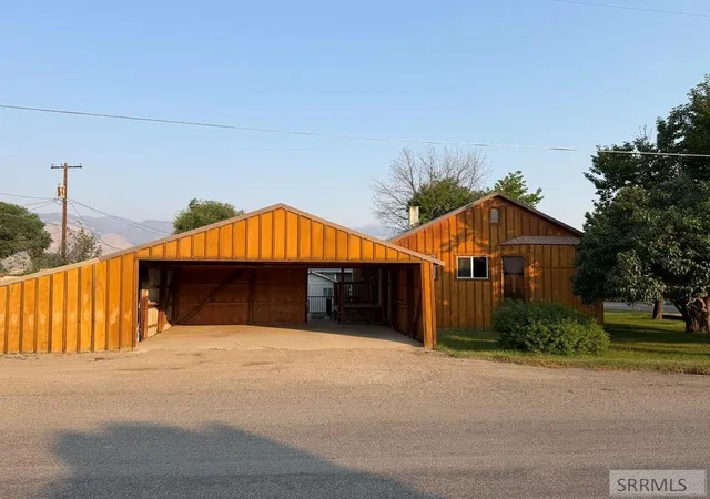 Photo 3 of Single family home for sale at 116 N Warpath Street, Salmon, ID 83467 | MLS# 2188311 | Listing updated on 2026-09-29