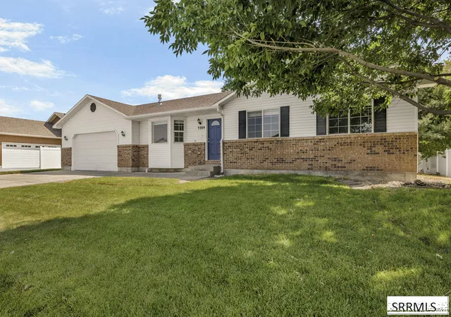 2nd image of 1109 S Diamond Circle, Ammon, ID 83406 | MLS# 2188495