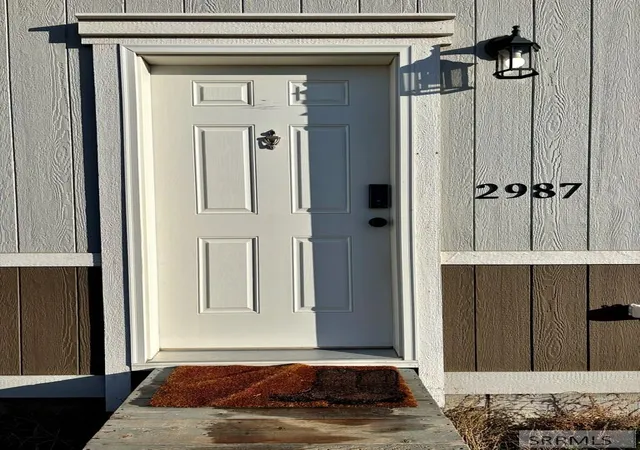 Photo 3 of Sale Pending at 2987 E 550 N, Saint Anthony, ID 83445 | MLS# 2182065 | Listing updated on 2026-05-11