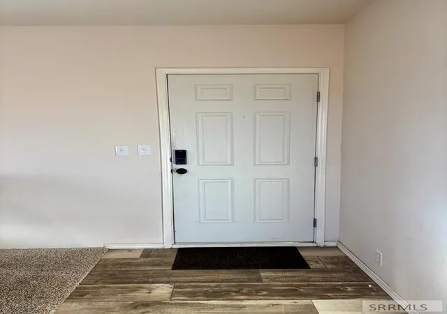Photo 3 of Sale Pending at 2987 East 550 N, Saint Anthony, ID 83445 | MLS# 2182065 | Listing updated on 2026-05-11