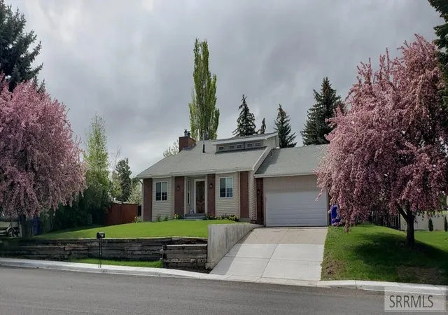 Homes for sale in Rexburg, ID | 440 Terra Vista Dr, Rexburg, ID 83440 | MLS# 2186057
