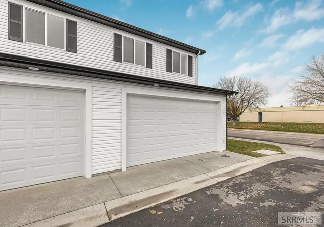 1st image of 2424 Virlow, Idaho Falls, ID 83401 | MLS# 2187299