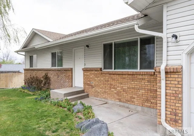 Homes for sale in Idaho Falls, ID | 972 Bluebird Pl, Idaho Falls, ID 83402 | MLS# 2185812