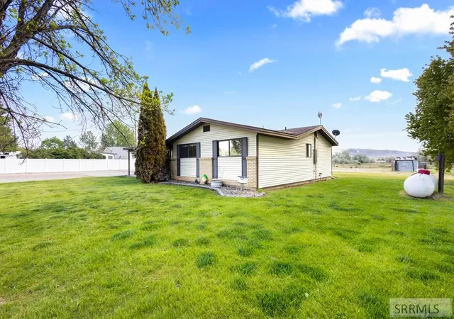 Homes for sale in Pocatello, ID | 624 W Tyhee Road, Pocatello, ID 83202 | MLS# 2186497