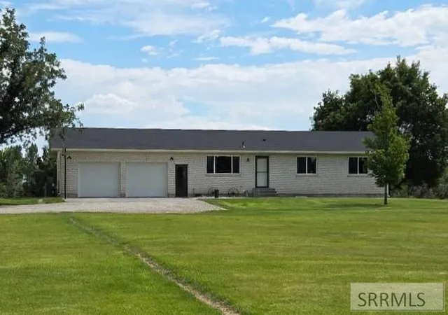 Homes for sale in Shelley, ID | 1518 N 790 East, Shelley, ID 83274 | MLS# 2187624