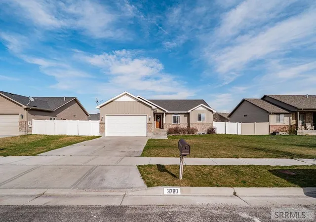 Homes for sale in Idaho Falls, ID | 3780 Brighton Dr, Idaho Falls, ID 83401 | MLS# 2185472