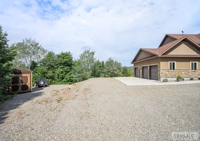 Photo 4 of Single family home for sale at 1681 E Aspen Heights Dr, Ashton, ID 83420 | MLS# 2188064 | Listing updated on 2026-08-04