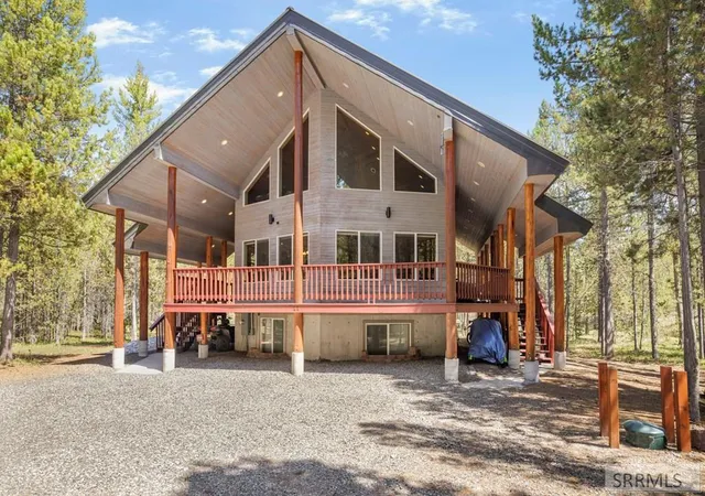 Photo 2 of Single family home for sale at 4432 Stone Run, Island Park, ID 83429 | MLS# 2186295 | Listing updated on 2026-07-06