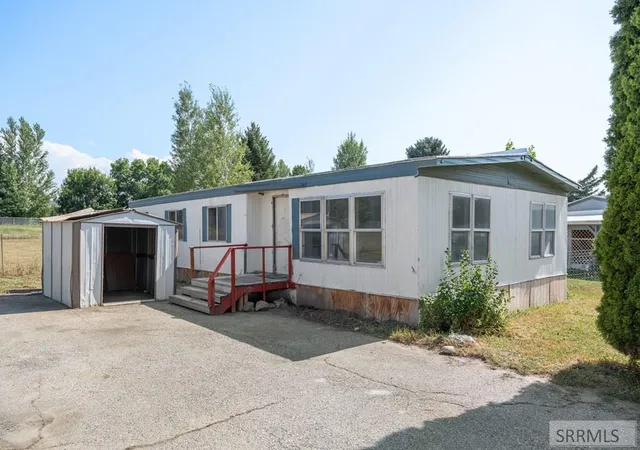 Photo 1 of Sale Pending at 814 Dalmation Dr, Idaho Falls, ID 83402 | MLS# 2188323 | Listing updated on 2026-09-09
