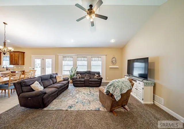 Photo 4 of Single family home for sale at 315 Pointe Dr, Idaho Falls, ID 83401 | MLS# 2188164 | Listing updated on 2026-07-29
