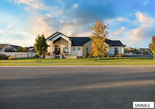 Photo 1 of Sale Pending at 360 Palisade Dr, Idaho Falls, ID 83404 | MLS# 2188600 | Listing updated on 2026-09-04