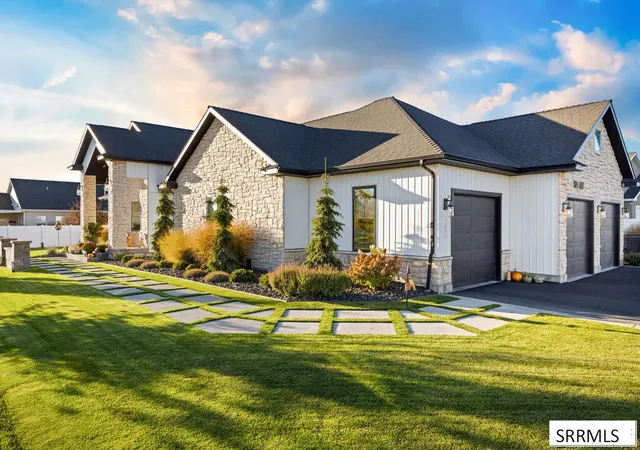 Photo 4 of Sale Pending at 360 Palisade Dr, Idaho Falls, ID 83404 | MLS# 2188600 | Listing updated on 2026-09-04