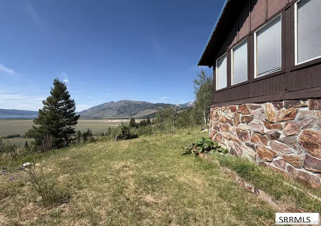 Photo 3 of Single family home for sale at 5175 Mountain Dr, Island Park, ID 83429 | MLS# 2188393 | Listing updated on 2026-08-31
