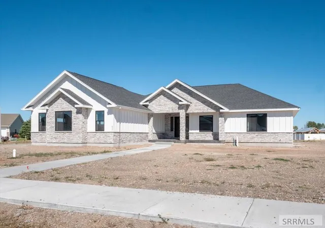 Homes for sale in Rexburg, ID | 832 Oak Hill Way, Rexburg, ID 83440 | MLS# 2170159