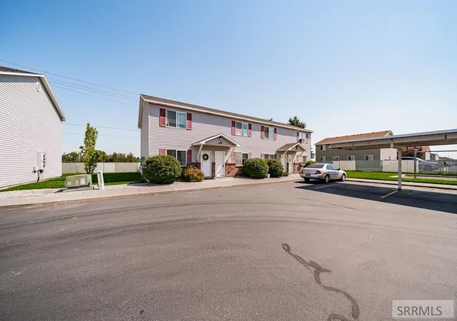 Photo 3 of Sale Pending at 408 Energy Dr #3, Idaho Falls, ID 83401 | MLS# 2187811 | Listing updated on 2026-08-17