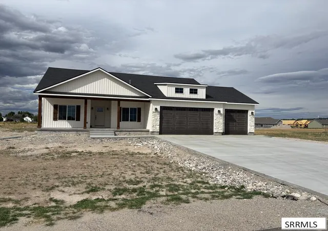 Photo 2 of Single family home for sale at 1808 Twilight Rd, Rexburg, ID 83440 | MLS# 2188701 | Listing updated on 2026-09-10