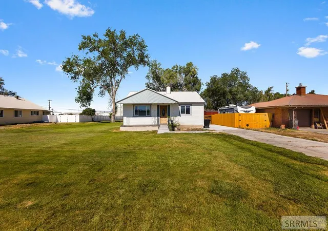 Photo 1 of Single family home for sale at 570 S Park Avenue, Shelley, ID 83274 | MLS# 2188053 | Listing updated on 2026-08-19