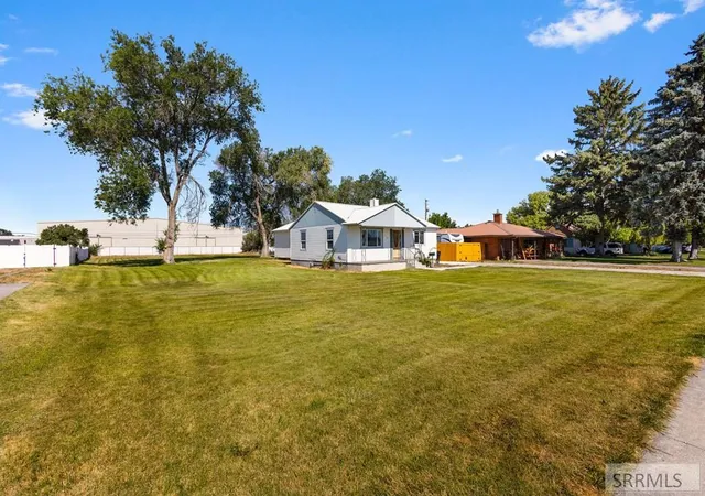 Photo 2 of Single family home for sale at 570 S Park Avenue, Shelley, ID 83274 | MLS# 2188053 | Listing updated on 2026-08-19