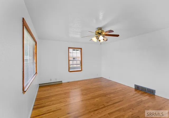 Photo 4 of Single family home for sale at 570 S Park Avenue, Shelley, ID 83274 | MLS# 2188053 | Listing updated on 2026-10-01