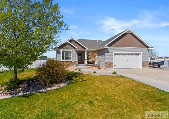 Photo 3 of Sale Pending at 3221 E Ringneck Dr, Idaho Falls, ID 83401 | MLS# 2185432 | Listing updated on 2026-05-27