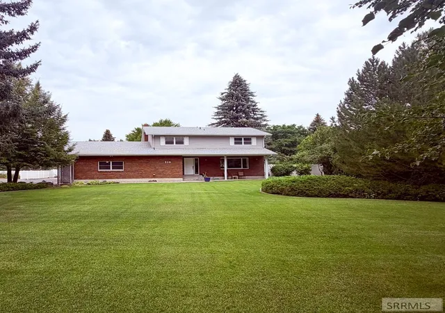 Photo 2 of Single family home for sale at 210 Sunny Heights Lane, Idaho Falls, ID 83402 | MLS# 2188029 | Listing updated on 2026-09-08