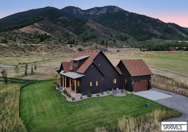 5th image of 27 Cutthroat Run, Swan Valley, ID 83449 | MLS# 2188704
