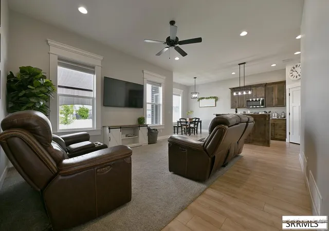 Photo 3 of Single family home for sale at 3903 N Livingston Avenue, Idaho Falls, ID 83401 | MLS# 2188615 | Listing updated on 2026-09-16