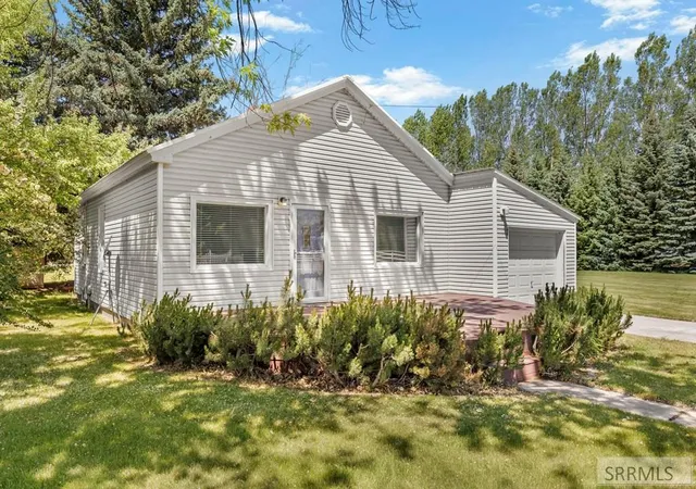 Homes for sale in Idaho Falls, ID | 4876 S Holmes Avenue, Idaho Falls, ID 83404 | MLS# 2186772