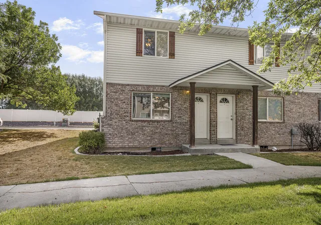 Photo 2 of Townhouse for sale at 640 Sunflower Road, Rexburg, ID 83440 | MLS# 2188608 | Listing updated on 2026-09-01