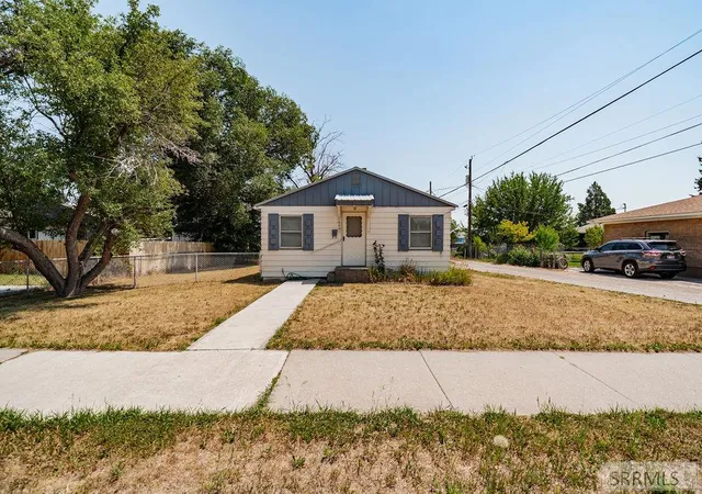 Photo 1 of Single family home for sale at 1849 S Higbee Avenue, Idaho Falls, ID 83404 | MLS# 2187793 | Listing updated on 2026-09-17