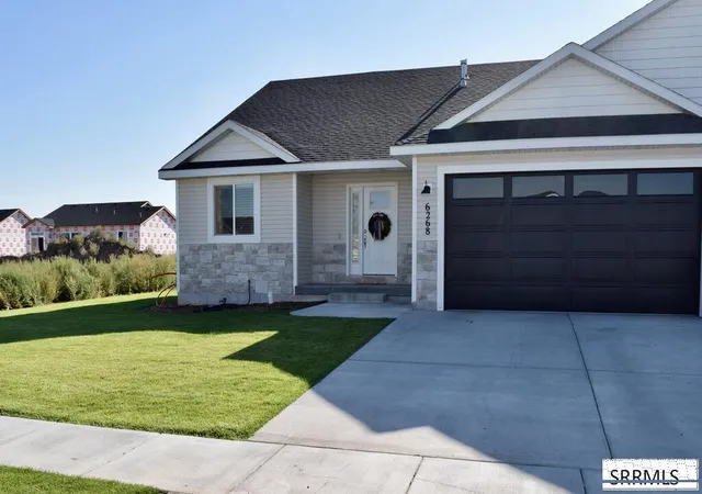 Photo 2 of Townhouse for sale at 6268 Red Shirt Rd, Idaho Falls, ID 83401 | MLS# 2188698 | Listing updated on 2026-08-24