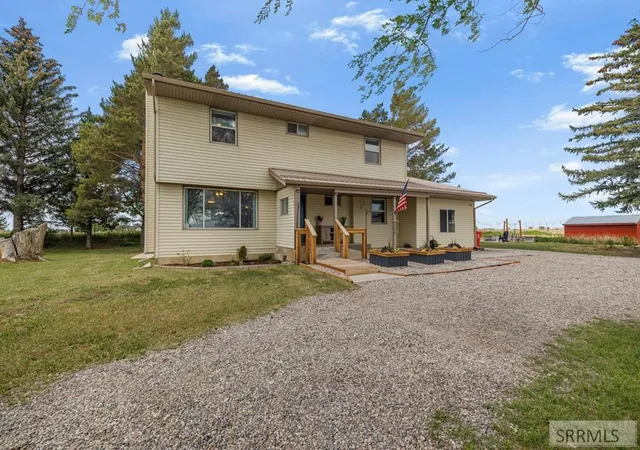 Homes for sale in Menan, ID | 653 N 3300 E, Menan, ID 83434 | MLS# 2186662