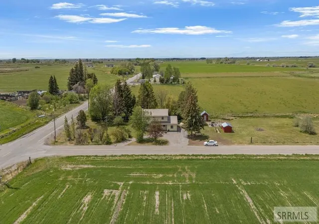 Homes for sale in Menan, ID | 653 N 3300 E, Menan, ID 83434 | MLS# 2186662