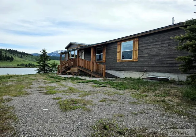 Homes for sale in Island Park, ID | 3880 S Goosebay Dr, Island Park, ID 83429 | MLS# 2186851