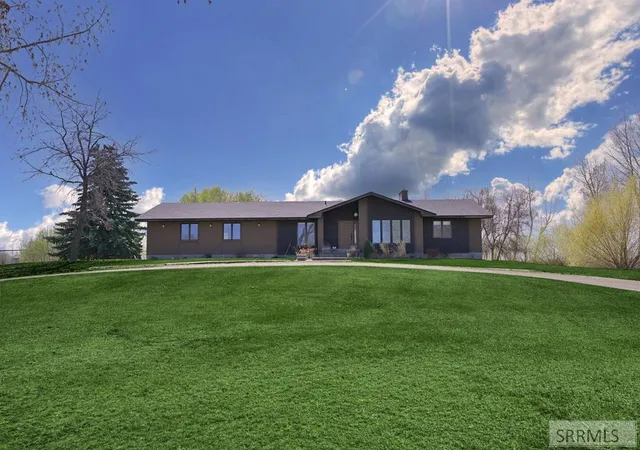 Homes for sale in St Anthony, ID | 435 N 1500 E, St Anthony, ID 83445 | MLS# 2185431