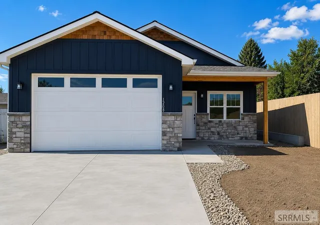 1st image of 1208 Taft Avenue, Salmon, ID 83467 | MLS# 2186984