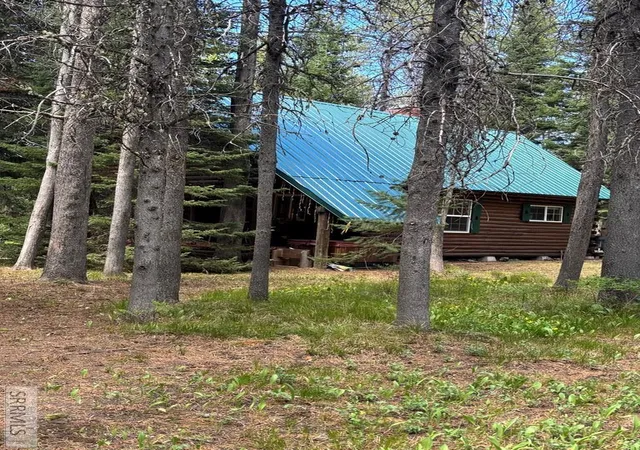 Photo 3 of Single family home for sale at 3739 Homestead Dr, Island Park, ID 83429 | MLS# 2186585 | Listing updated on 2026-10-02
