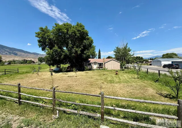 Photo 1 of Single family home for sale at 2 Hammon Dr, Salmon, ID 83467 | MLS# 2187883 | Listing updated on 2026-07-19