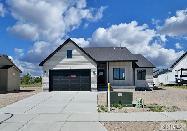Photo 1 of Single family home for sale at 932 Montezuma St, Idaho Falls, ID 83402 | MLS# 2187132 | Listing updated on 2026-08-25