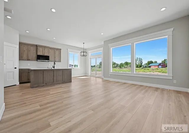 Photo 2 of Single family home for sale at 932 Montezuma St, Idaho Falls, ID 83402 | MLS# 2187132 | Listing updated on 2026-08-25