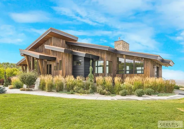 Photo 3 of Single family home for sale at 10465 Bluebird Road, Ririe, ID 83443 | MLS# 2185209 | Listing updated on 2026-04-02