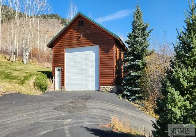 Photo 3 of Single family home for sale at 3885 Teton Road, Island Park, ID 83429 | MLS# 2186016 | Listing updated on 2026-09-09