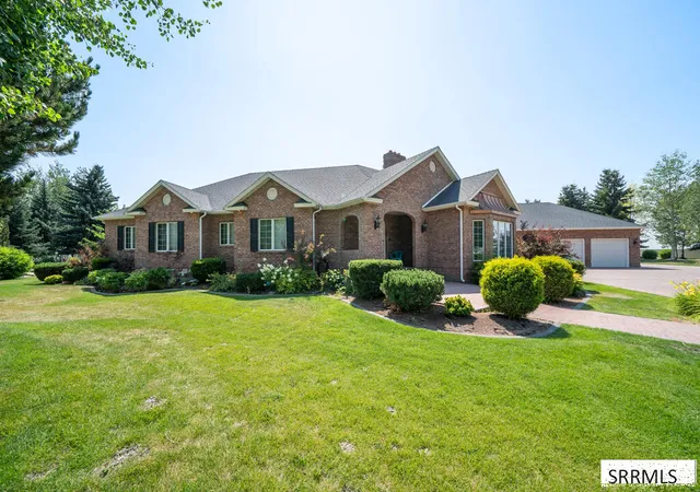 Photo 2 of Mansion for sale at 583 W Honey Creek, Idaho Falls, ID 83404 | MLS# 2188629 | Listing updated on 2026-08-19