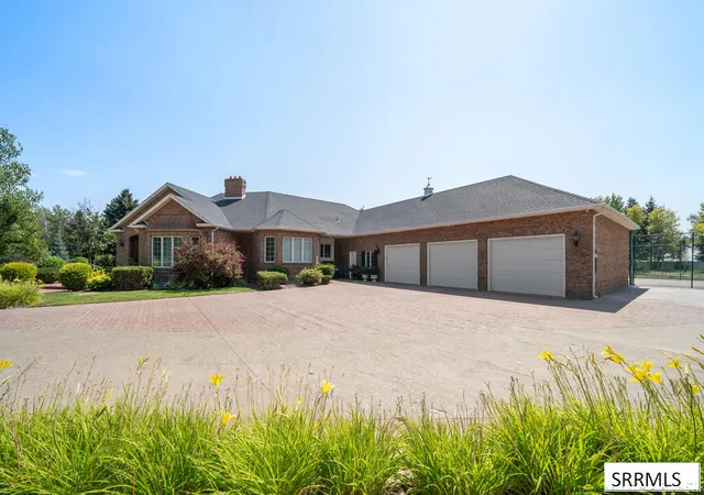 Photo 3 of Mansion for sale at 583 W Honey Creek, Idaho Falls, ID 83404 | MLS# 2188629 | Listing updated on 2026-08-19