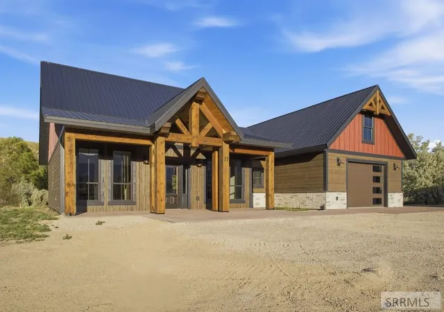 2nd image of 17 Banta Dr, Salmon, ID 83467 | MLS# 2187247