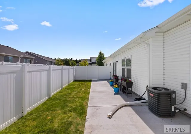 Homes for sale in Idaho Falls, ID | 2858 Elmwood, Idaho Falls, ID 83402 | MLS# 2187557