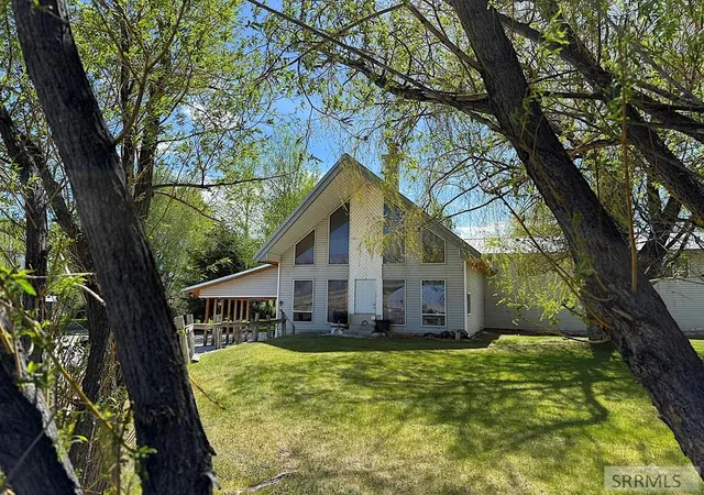 Photo 3 of Single family home for sale at 3925 N 3650 W, Moore, ID 83255 | MLS# 2186983 | Listing updated on 2026-09-02