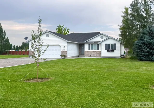 Photo 1 of Single family home for sale at 3937 E 172 N, Rigby, ID 83442 | MLS# 2188166 | Listing updated on 2026-09-01